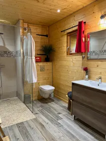 Chalet des Sources 2-4 people with private Jacuzzi - Image 4