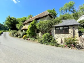 Idyllic Coastal Country Cottage - Image 2