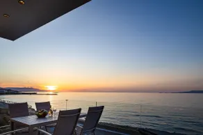 Nūa Residence - Beach at Your Doorstep by etouri - Image 5