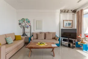 1st floor apartment, on the central beach. - Image 3