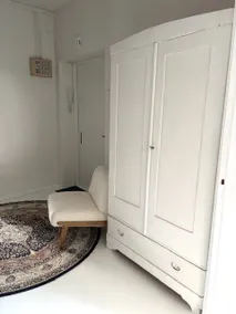 Atmospheric two-room apartment in the center - Image 4