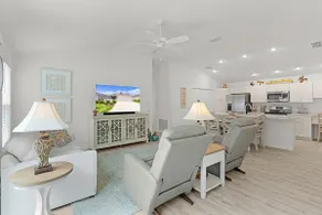 Luxurious 2 Bedroom Villa - Image 4