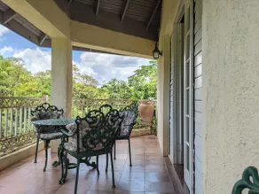 Rustic 3 Bedroom on the River Montego Bay - Image 4