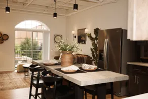 Designer Loft in the Heart of the Triad - Image 3
