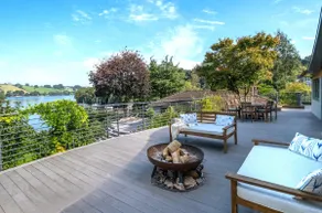 Pool, hot tub & water access nr Dartmouth - Image 4