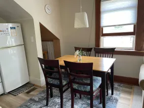 Comfy 1 Bdrm Apt, 2 Blks from UM Stadium - Image 5