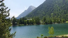 Champex - Beautiful lake views - Image 2
