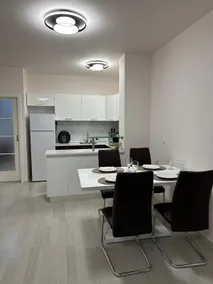 Apt Garden | Chic 1BDR + Spacious View Terrace - Image 2