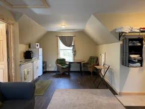 Peaceful retreat near Spirit Mt. - Image 3