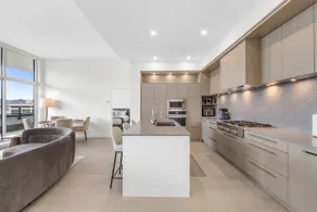 Beachside Penthouse Retreat - Image 4