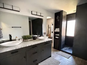 Relax at Grey House -Cedar City - Image 4