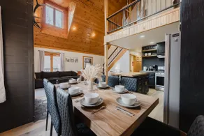 4 Bedroom Snowshoe Cabin: Hot Tub, Cold Plunge, Creek - Image 5