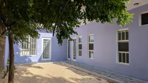 2C Deluxe studio with king size bed - Image 2