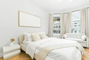 Stylish & Spacious NYC Getaway! - Image 5