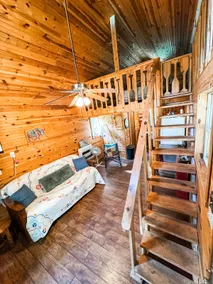 Cabin in Gilbert, Arkansas - Image 5