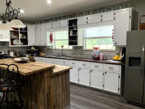 Edwards Spring Bungalow - Image 5