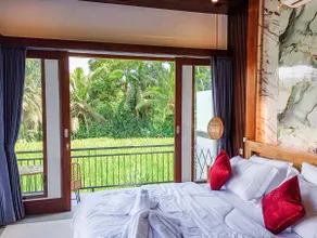 BRAND NEW! Honeymoon with Floating Breakfast - Image 5
