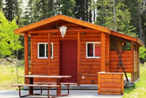 Trappers Cabin on a Sleddog Farm - Image 4