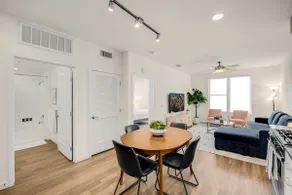 Beautiful Home Away From Home - Image 3