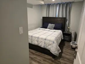 4 Bedrooms Entire Home in Winnipeg - Image 3