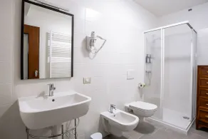 Residenza al Campanile Lake & Mountain Free parking - Image 5
