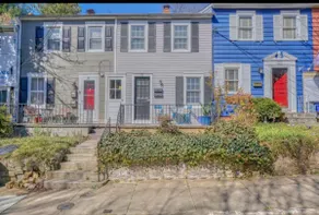 Dean Street's Lower Deck House! - Image 3