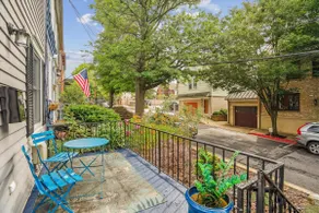 Dean Street's Lower Deck House! - Image 4