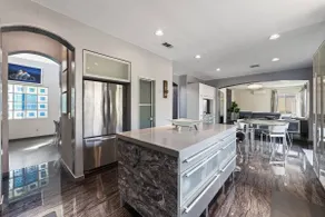 3000SF Sweet Home｜Central Rancho｜Massage Chair - Image 4
