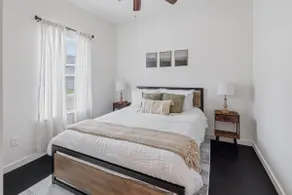 Cute & Cozy 2 Bed/ 2 Bath Duplex - Image 4
