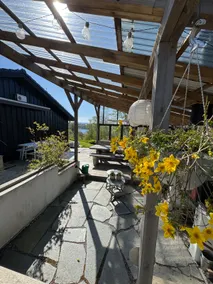 Idyllic garden room - Image 4