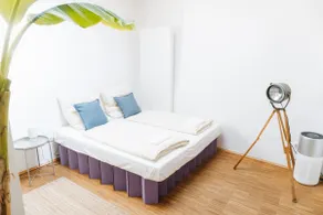 room life – Quartier 10, 300 sqm centrally located for groups - Image 3