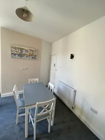 3 Double Bedroom Home-Sleeps 8 - Castle Donnington - Image 2