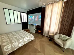 Movie studio in the city center - Image 5