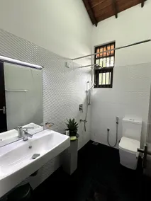 Room in Moonbeam Villa 101 - Image 4