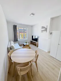Elegant one bedroom apartment - Image 4