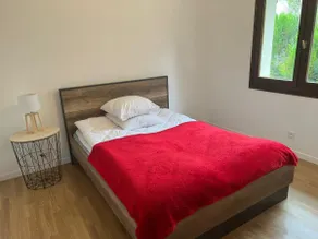 Small pleasant house - Image 3