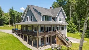 Lake House with Ski Mountain View - Image 4