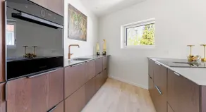 Brand new townhouse in the center with a lovely roof terrace - Image 5