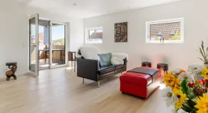 Brand new townhouse in the center with a lovely roof terrace - Image 3