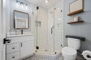 Water Tower Suite | Private Patio | Free Parking - Image 4