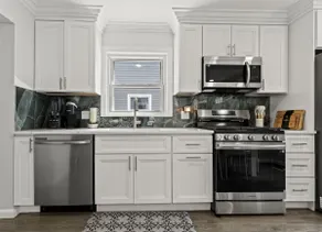 Modern Cozy Retreat - Image 4