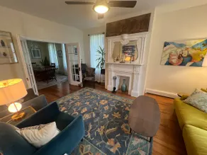 Walk everywhere from this elegant comfortable home - Image 2