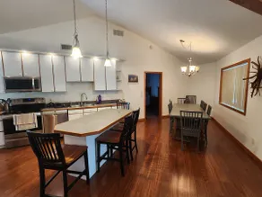 Crystal River Sleeps 8 with POOL - Image 2