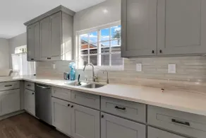 Modern Home | Close to Universal | Van Nuys, CA - Image 5