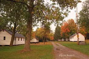 Handy Hut - Image 2
