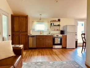 Modern Cottage | King Bed | Quiet Neighborhood - Image 3