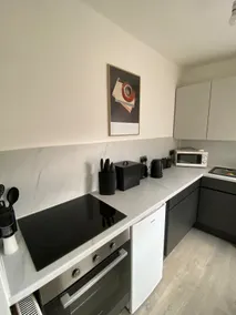 Spacious home close to M6/M58 - Image 4