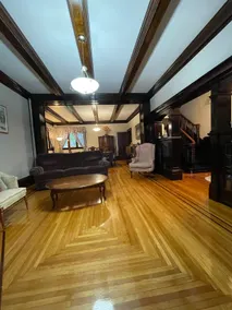 Jenny's Suites - Image 5