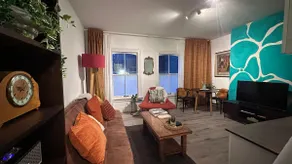 Modern 1 Bed-Theatre, City Stay - Image 3