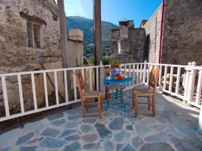 Polidoros vintage house 3 bedroom 2 bathroom - Image 2
